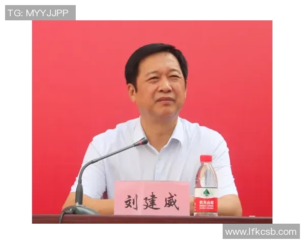 对话黄伟：探索和平精英职业生涯的成长与挑战